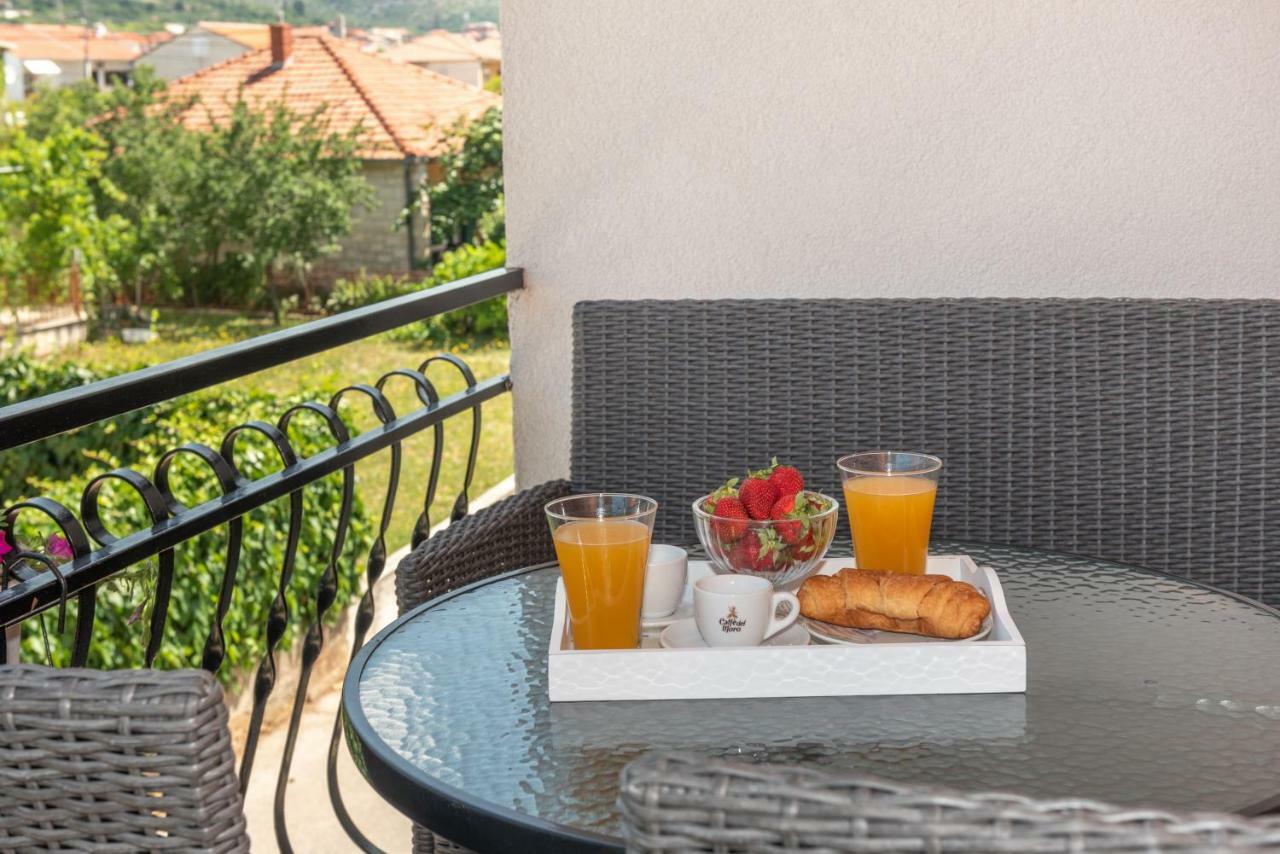 Apartamento Marinella Trogir Exterior foto